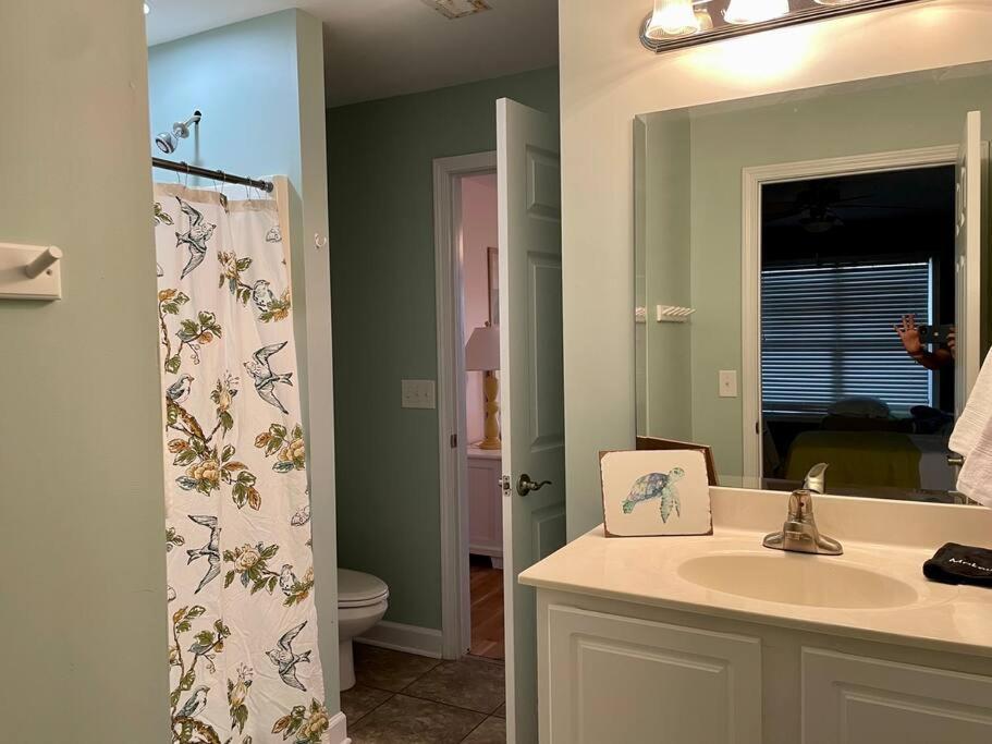 3 Bedroom Condo, Ocean Views & Short Walk To Beach! Oak Island Exterior foto